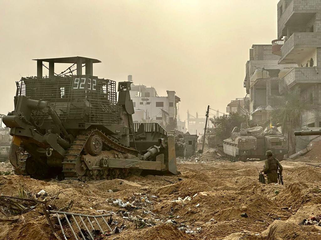 1024px idf d9r bulldozer swords of iron 2023 11 02